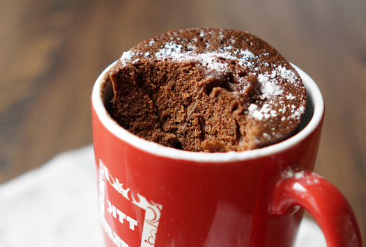 Супербыстрый рецепт шоколадного кекса в микроволновке!