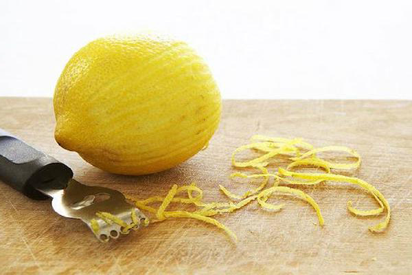 Лимонная цедра лечит суставы: Рецепт, после которого вы забудете о боли в суставах!