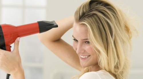 7 способов уложить волосы феном