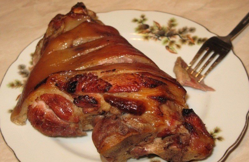 Рецепт свиной рульки «Великолепная»